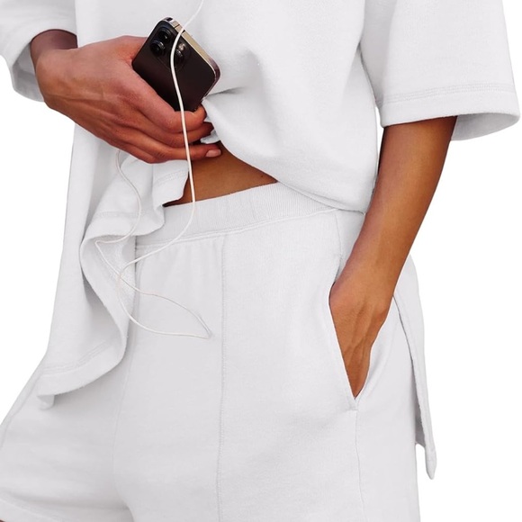 Women’s Shorts Sets 2 Piece - NEW - Picture 2 of 6